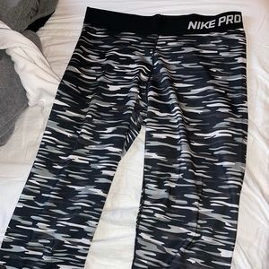 Nike pro leggings